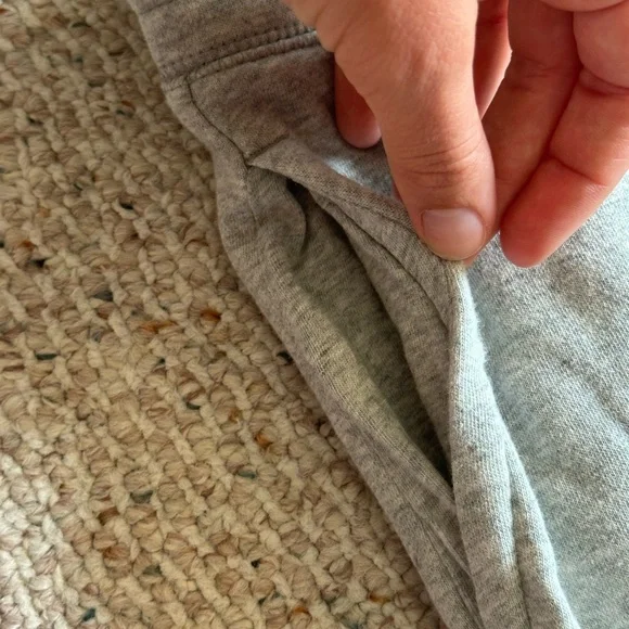 GAP Heather Gray Joggers - Picture 3 of 7